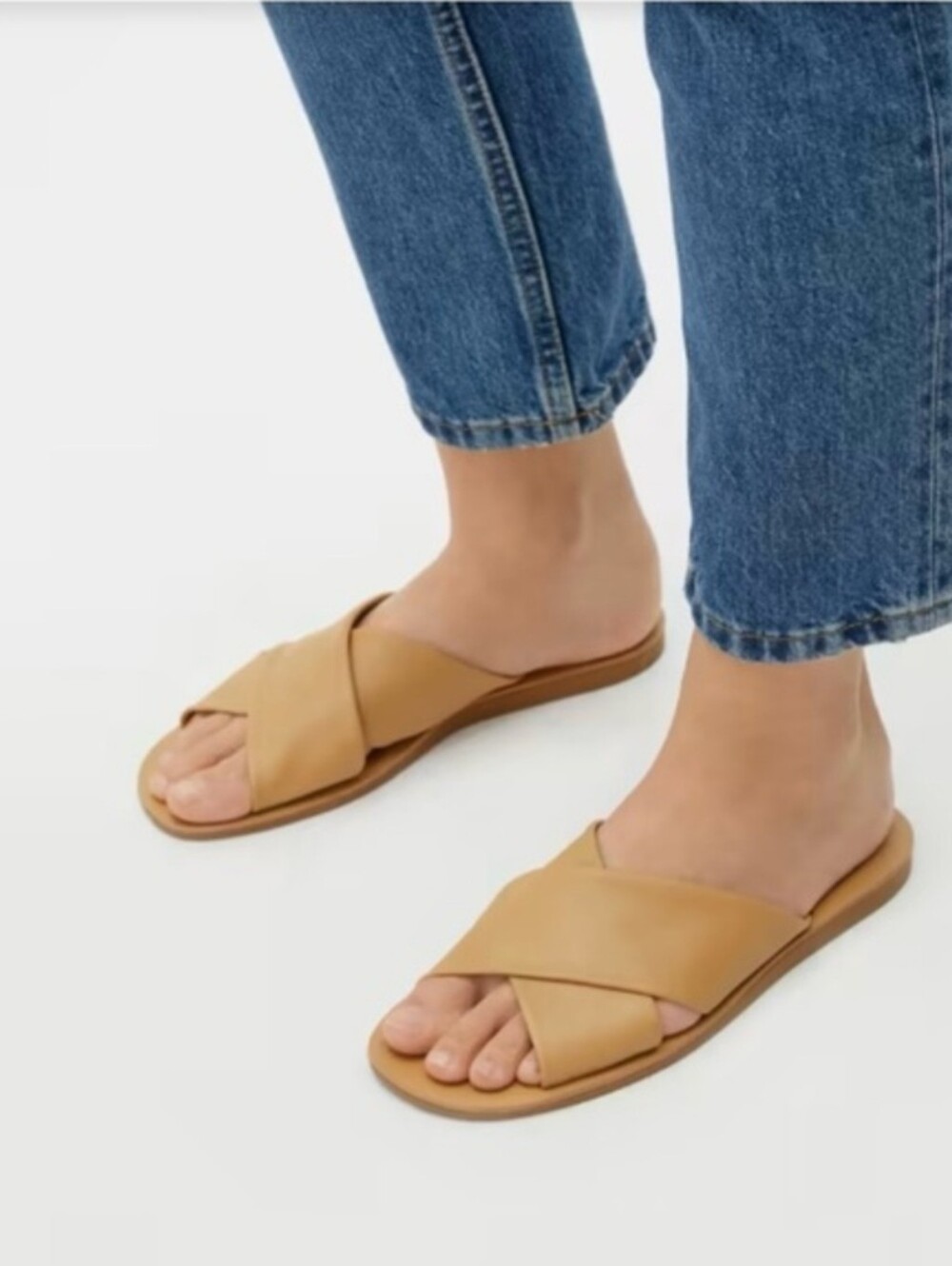 Everlane Tan Leather Crisscross Slide Sandals